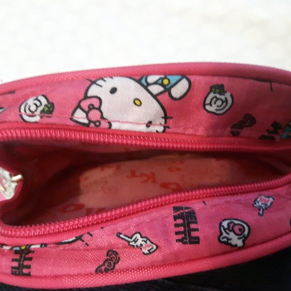 Cross over body Hello Kitty bag - Picture 5 of 8
